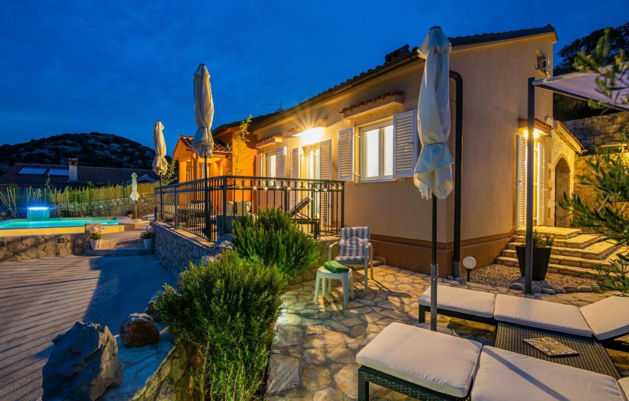 Hacienda Babina Villa Miholascica ภายนอก รูปภาพ